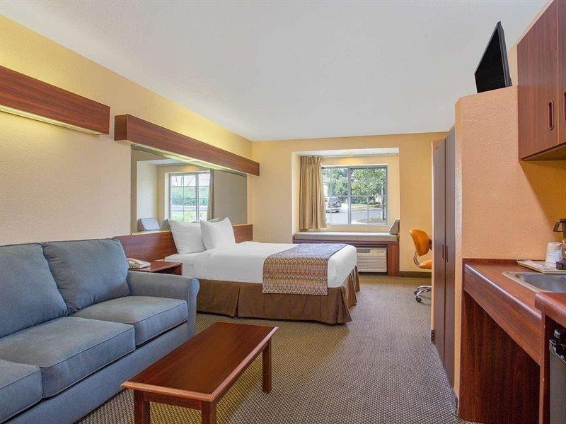 Microtel Inn & Suites By Wyndham Kannapolis/Concord Екстериор снимка