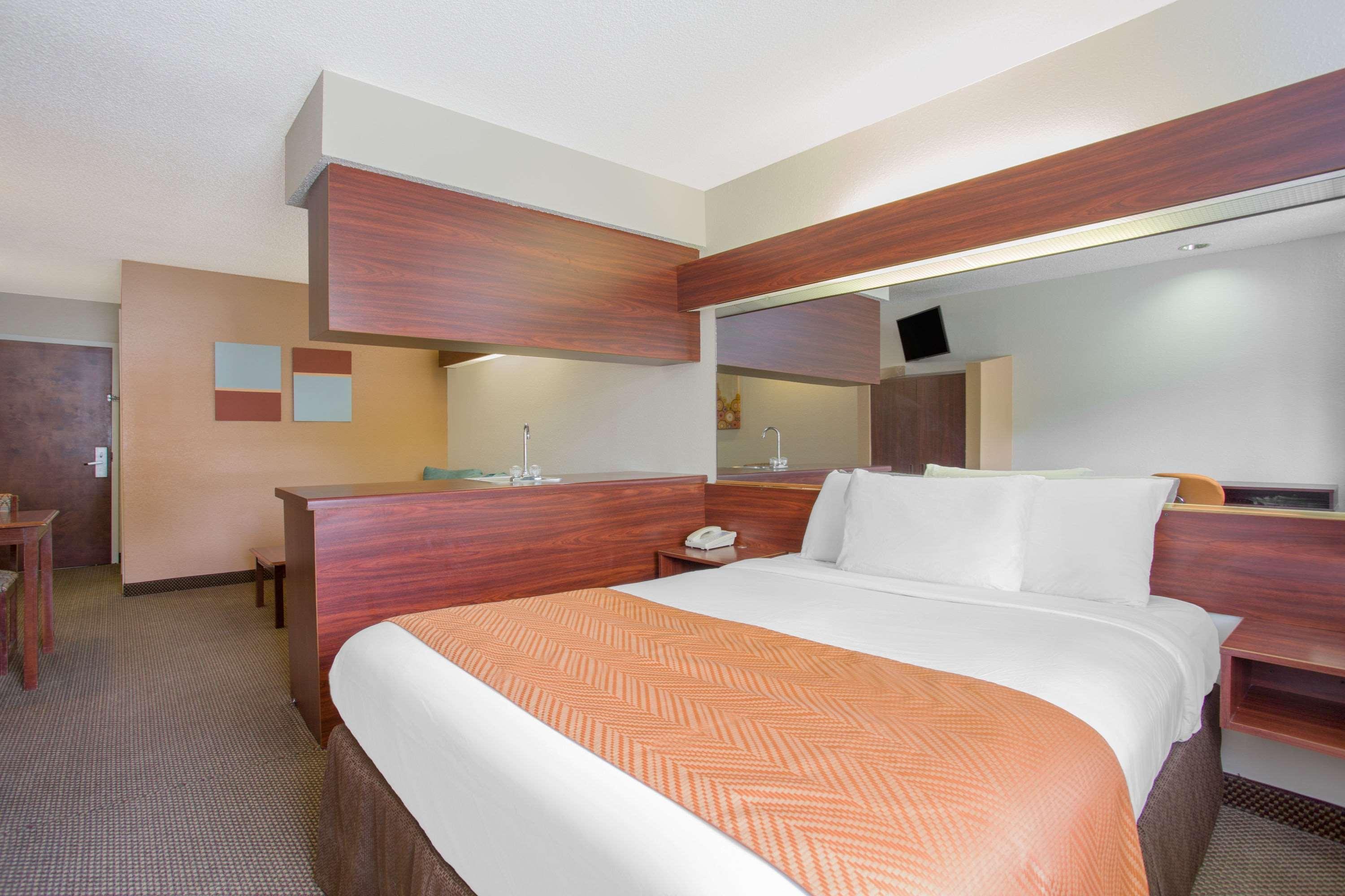 Microtel Inn & Suites By Wyndham Kannapolis/Concord Екстериор снимка