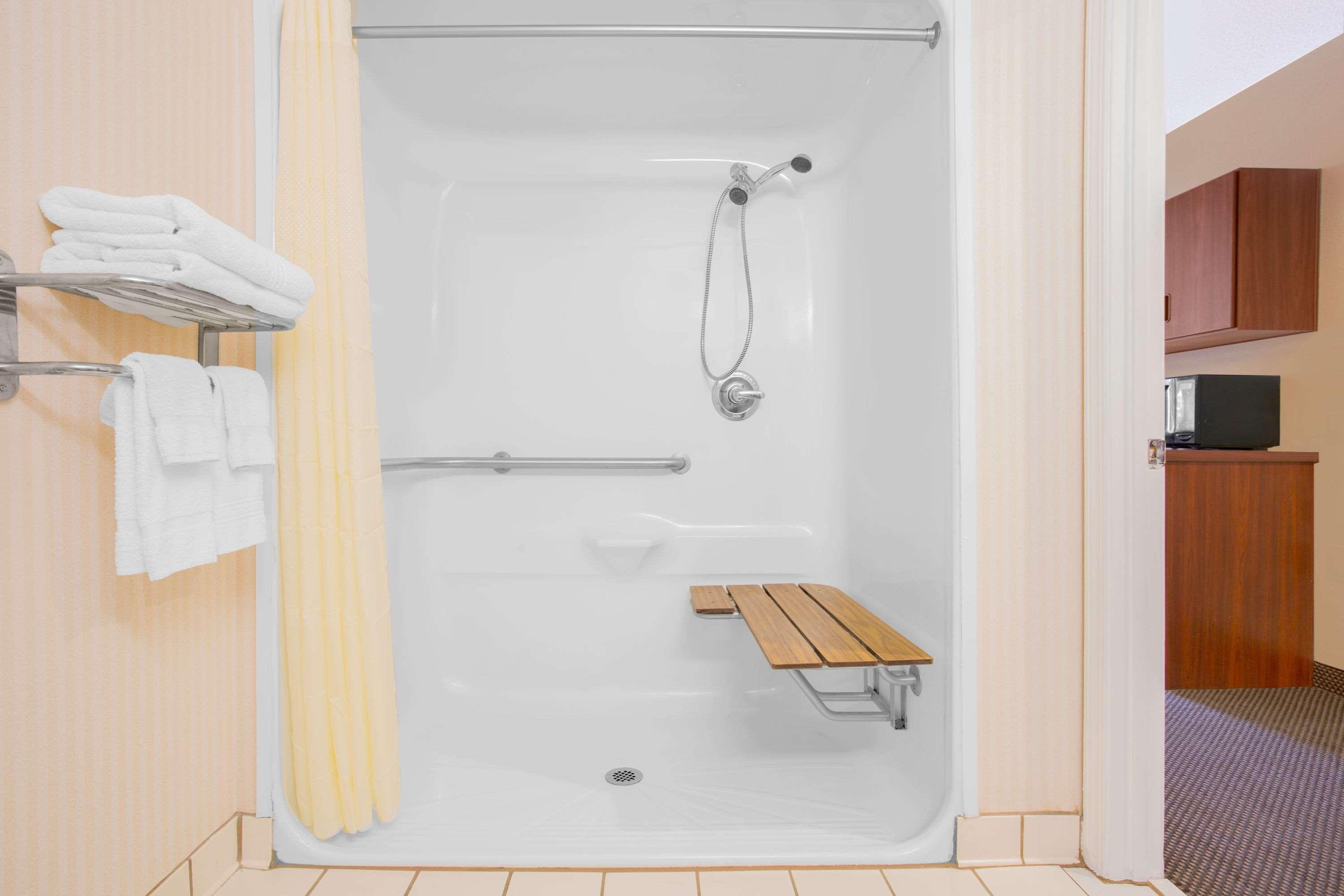 Microtel Inn & Suites By Wyndham Kannapolis/Concord Екстериор снимка